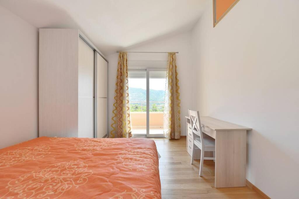 Apartment Jukic Klis Buitenkant foto