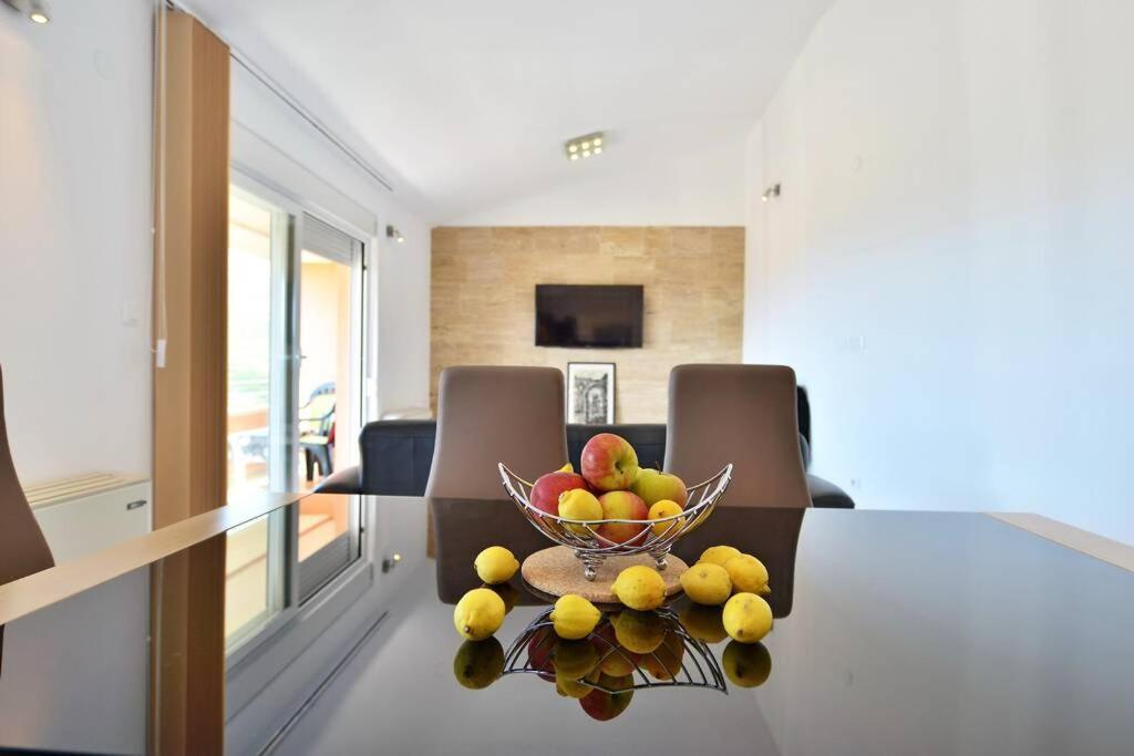 Apartment Jukic Klis Buitenkant foto